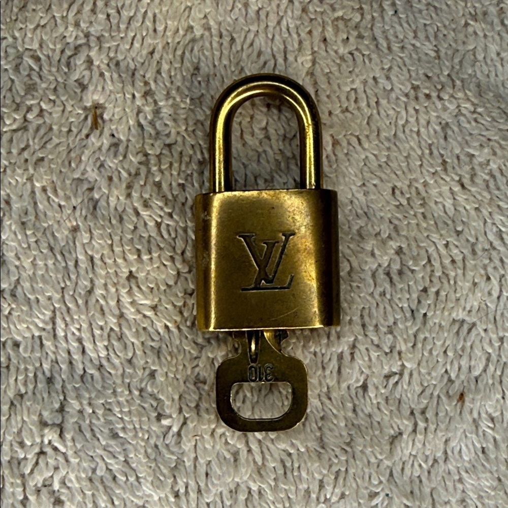 Louis Vuitton Brass '310' Padlock in Goldtone with Goldtone Key [|]